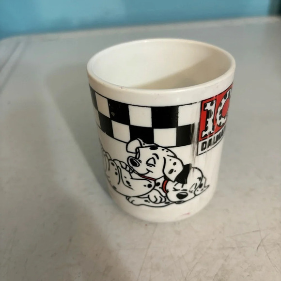 🛍️3/$30  Vintage Disney 101 Dalmatians small kids white plastic cup - Picture 3 of 10